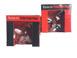 Petite Pedal Plane Working Pedals Set of 2pcs Red/Black Planes propeller turns - Picture 1 of 5