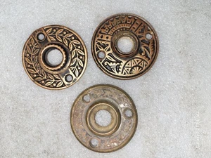 Lote de 3 Rosetas de Puerta Eastlake Escutcheon Vintage Lote Q6 - Imagen 1 de 6