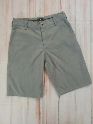 D.C. Company Men's Gray Chino Bermuda Shorts Belted Skater Size 28 Foto 1 de 4