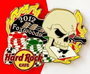 2012 HARD ROCK CAFE FOXWOODS CASINO GITARRE FLAMING SKULL LE PIN  - Bild 1 von 1