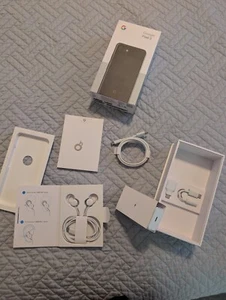 Pixel 3 64g 5.5" box + accessories (no device) - Photo 1 sur 5