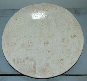 Magnifique assiette en terre cuite signée L.P dessin  forme géométrique - Imagen 1 de 3