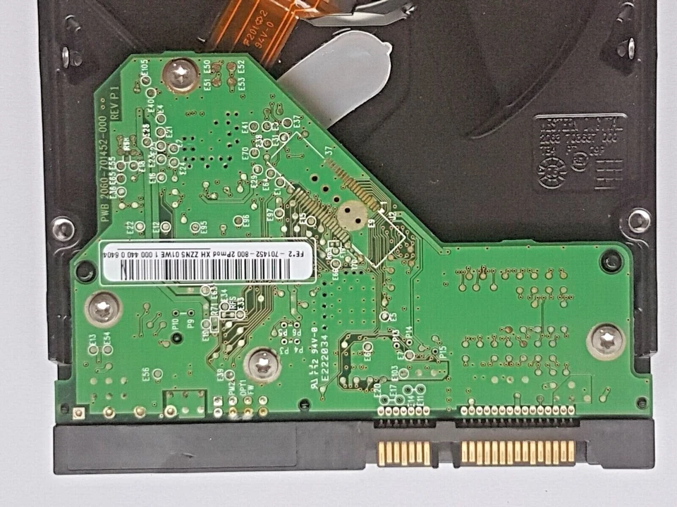 Scheda PCB Controller Elettronica Hard Disk 2060-701452-000 - Immagine 1 di 1