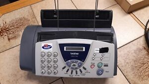 Faxgerät Brother T102 Thermotransfer Fax Gerät Kopieren Faxen incl. Rollen