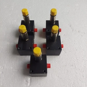 1 STÜCK ULTRASENSOR 1655308-WO-1313788 MIT ASSALUB DURCHFLUSSSENDER - Picture 1 of 17