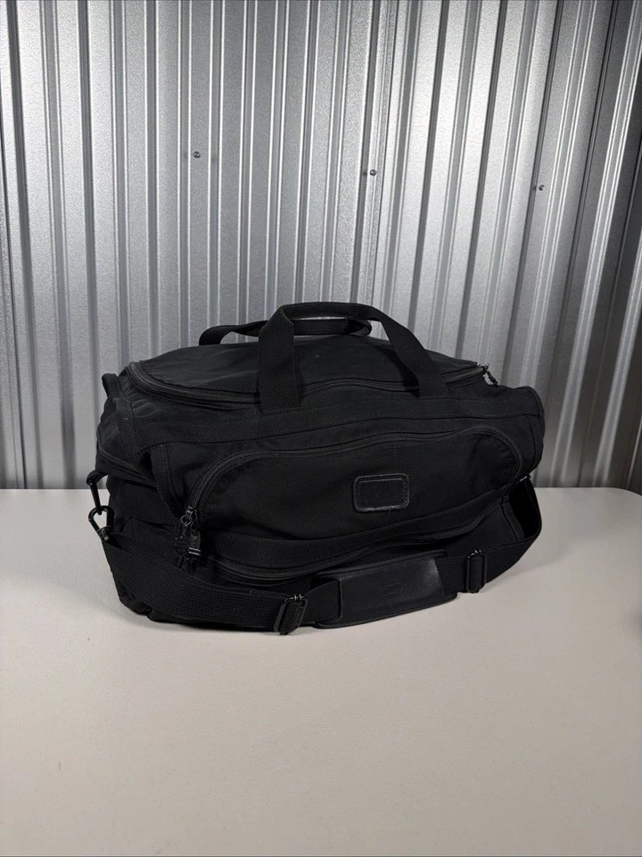 Tumi Nylon Bag Luggage Weekender Carry On USA Duffle Travel 18”x10”x10” - Image 1 of 4