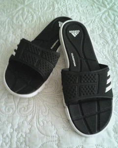 adidas ** Sandaletten CLOUDFOAM *Badelatschen schwarz Gr. 40,5  UK7  US8 - Bild 1 von 3