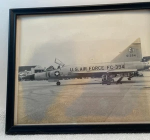 Vintage gerahmtes Gelatine Silber Foto 1960er US Air Force Jet FC-394 10,75" - Bild 1 von 4