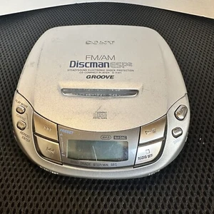 Sony Discman D-F411 - ESP2 Groove CD Player FM/AM Radio Parts Only - Picture 1 of 7