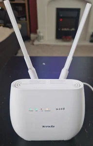 Tenda 4G680V2.0 Wireless N300 4G LTE and VoLTE Router - Free UK P & P - Photo 1/3