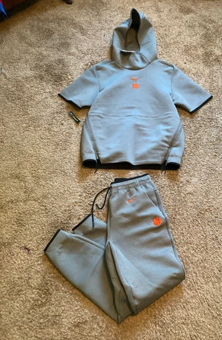 Nike Clemson Tigers Therma Hoodie And Pants Mens Medium Short Sleeve Gray Cover
