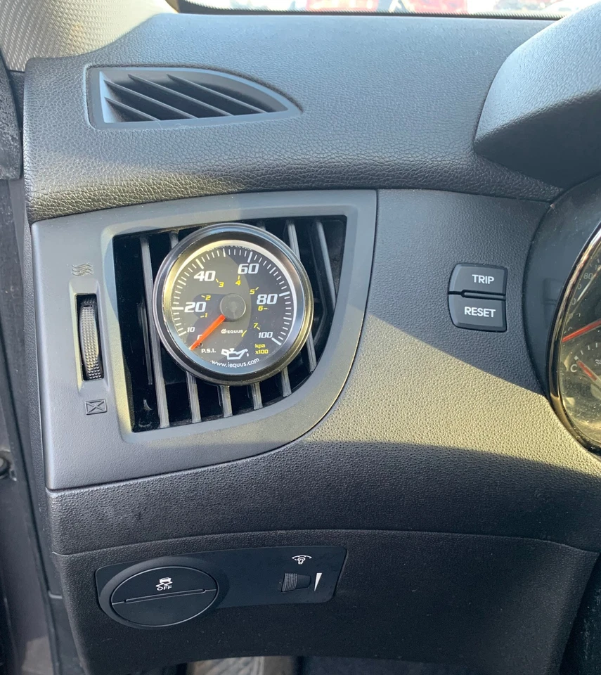 Genesis Coupe 10-16 Gauge Pod Driver Vent - Image 1 of 4