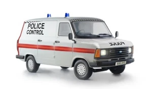 Italeri 1/24 Ford Transit "UK Police" #3657 📌Listed in USA📌 - Picture 1 of 1