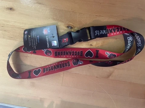 Tampa Bay Buccaneers NFL Lanyard Key ID Holder WINCRAFT Licensed Product Cover