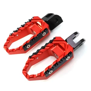 RED FRONT WIDE FOOT PEGS FOR SUZUKI GSX-S1000 F GSX-S125 GSX-S750 - Bild 1 von 5