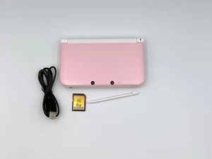 {Rank S} Console Nintendo 3DS XL LL rosa bianca SD morbida testata in Giappone {spedizione veloce} - Foto 1 di 14