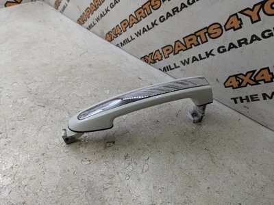 Hyundai Santa Fe MK2 2012 2,2 CRDI manija de puerta delantera derecha blanco vainilla 3M Foto 1 de 3