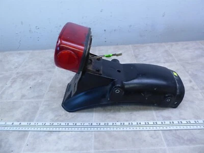 1977 铃木 GS750E S891-6) 后挡泥板护罩带刹车尾灯 — 第 1/4 张图片