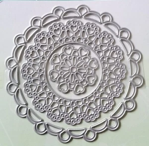 CRAFT CLEAROUT - Unbranded - 3 Heart Flower Circle Layering Frame Dies - Picture 1 of 2