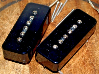 Juego de pastillas Bare Knuckle "Blue Note" Handwound P 90 Foto 1 de 4