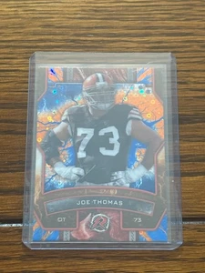Joe Thomas 2024 Topps Resurgence Naranja Azul Chispa Paralelo #21 Marrones - Imagen 1 de 2
