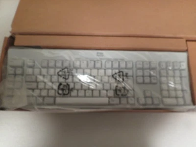 ORACLE 320-1349 Type-7 Keyboard, 2M Cable, USB, Dutch X3765A, X3701A-NL - Image 1 of 4