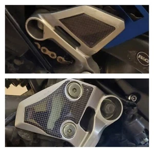 Yamaha MT09 FUSSSTIFT FARBSCHUTZ CARBON EFFEKT FZ09 TRACER 2014-2020 Gen 2 - Bild 1 von 8