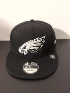 Philadelphia Eagles New Era 9Fifty SnapBack Adjustable Hat Black Color - Picture 1 of 3