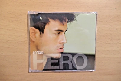 Enrique Iglesias - Hero. Enhanced video CDS (2001) VGC. - Image 1 of 2