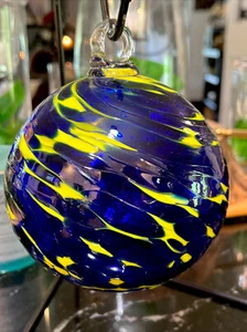 Blue & Yellow Hand Blown 5” Glass Friendship Ornament Ball W/Stand Glass Art - Picture 1 of 3