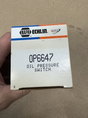 Napa 油压开关 OP6647 NOS 克莱斯勒  — 第 1/4 张图片
