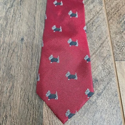 Corbata clásica Lauren Ralph Lauren roja de seda patrón de perro escocés Foto 1 de 4