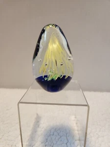 HERMOSO pisapapeles de vidrio de árbol de vidrio artístico vintage de 4" - Imagen 1 de 6