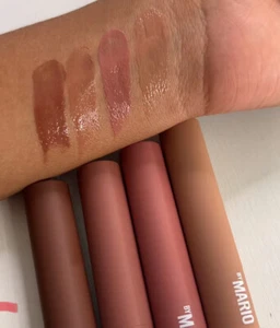 Make-up von Mario Moisture Glow aufpolsterndes Lippenserum Auswahl 1 neu 100 % authentisch - Bild 1 von 4