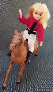 Mini Barbie Clone REITERIN + PFERD Equestrienne LiL Miss Dawn Pippa 70er Vintage - Bild 1 von 6