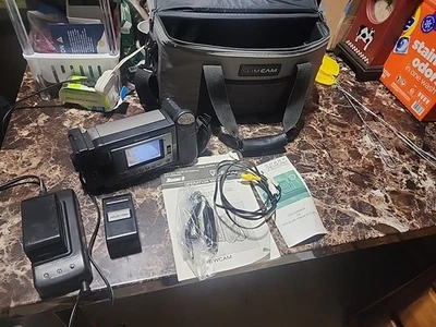 Sharp Model VL-E30U Liquid Crystal Camcorder. Tested Works!! Great Condition - Image 1 of 4