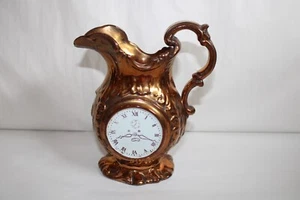 Ancien pichet en faïence de Jersey, dit à l'horloge, 19ème, scène religieuse - Afbeelding 1 van 11