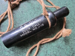 Vintage P.S. Olt PEKIN IL Duck Call Model No. J-15 schwarz mit selbstgebautem Schlüsselband - Bild 1 von 11