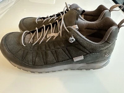 Oboz Womens Size 10W Jeanette Low Charcoal Wide Suede Hiking Shoes  - 1 use only - Image 1 of 4