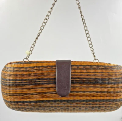Le Sac Convertible 10" Clutch / Handbag, Wicker Style Finish, Snap Closure - Image 1 of 4