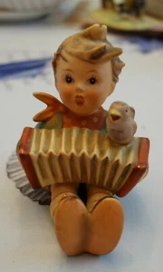 GOEBEL / HUMMEL -- #110 -- "LET'S SING" -- TMK 4 - Picture 1 of 6