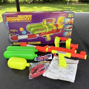 Vintage Super Soaker 200 Larami 1990 W/Box 9933-0 TESTED WORKS SEE VIDEO - Picture 1 of 24