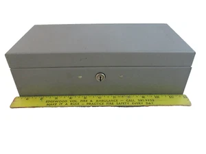 Vintage Metal Locking Box Merriam MFG Co. ~ No Key (1) - Picture 1 of 7