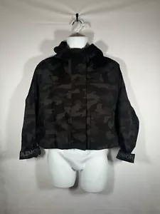 Lululemon Rain Chaser Jacket Green Camo Full Zip Hooded Waterproof Womens Size 8 - Picture 1 of 3