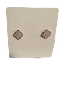 Clover Stud 18k Gold Plated Earrings White - Picture 1 of 1