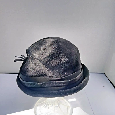 Sombrero vintage Jan Leslie diseño personalizado piel sintética damas años 50 hecho en Italia. Foto 1 de 4