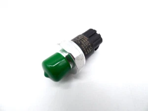 R134A Druckschalter Drucksensor Klimaanlage Audi A4 A6 A8 VW Passat - Picture 1 of 1