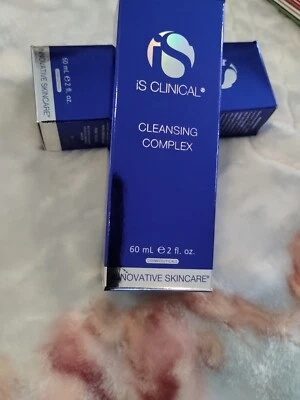 Obtenga 2 iS complejo de limpieza clínica de 2 oz cada uno Foto 1 de 4
