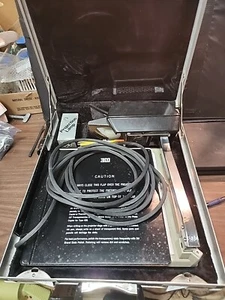 3M ""O-88" tragbarer Overhead-Projektor, mit Hartschale, zusätzliche Glühbirne, großartig - Bild 1 von 22