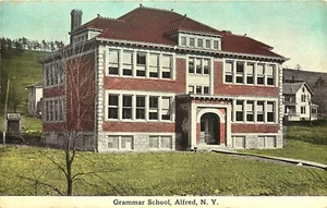SCUOLA DI GRAMMATICA, ALFRED, NEW YORK, CARTOLINA D'EPOCA - Foto 1 di 2